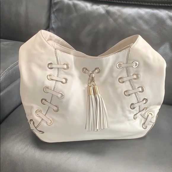 Michael Kors Handbags - Michael Kors Creme shoulder bag